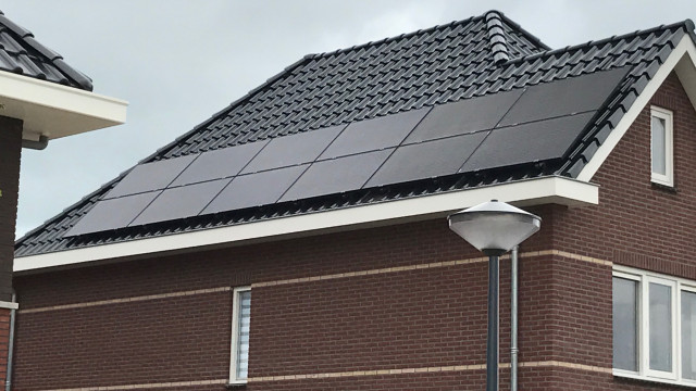 12 DMEGC 290 Wp PERC op de Comtesselaan te Wognum