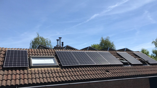 15 Solarwatt glas-glas 60M 300 Wp op de vang te Hoorn