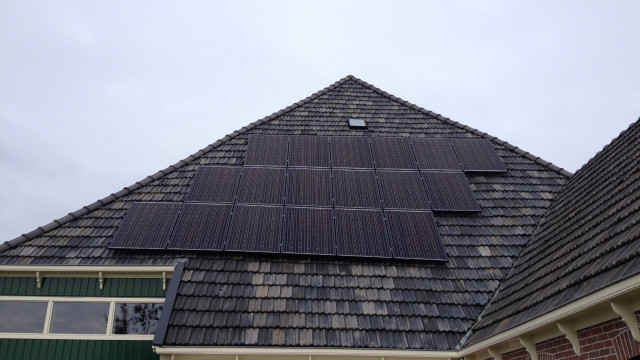 18 Solarwatt 60M 265 Wp glas-glas met micro-omvormers Galerij zonnepanelen